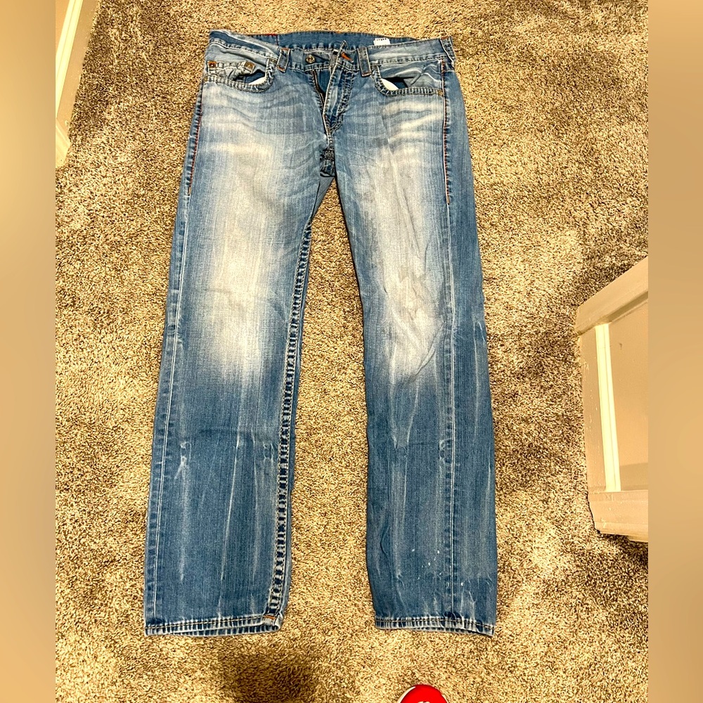 True religions size w36 L32  great shape